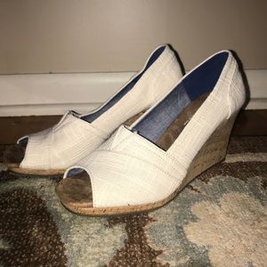 TOMS wedges
